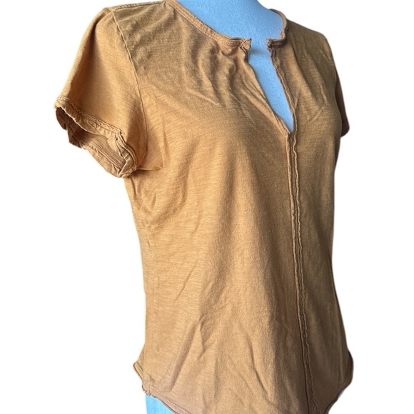Anthropologie Pilcro Spliced Neck Tee Pressed Botanical Mustard Yellow Size M - Picture 4 of 11